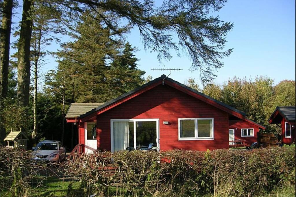 Heron Lodge, edge of Mabie Forest Dumfries Exterior foto
