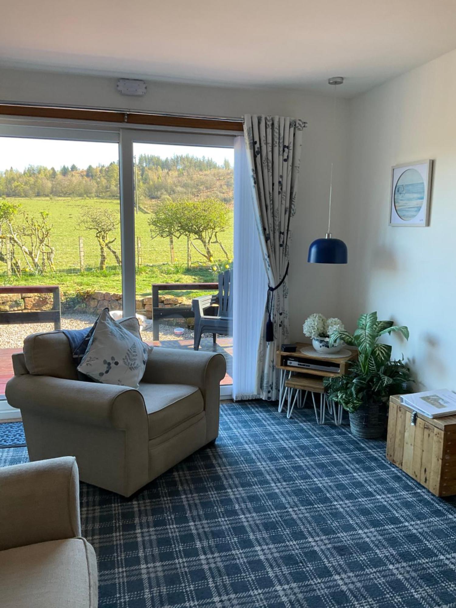 Heron Lodge, edge of Mabie Forest Dumfries Exterior foto
